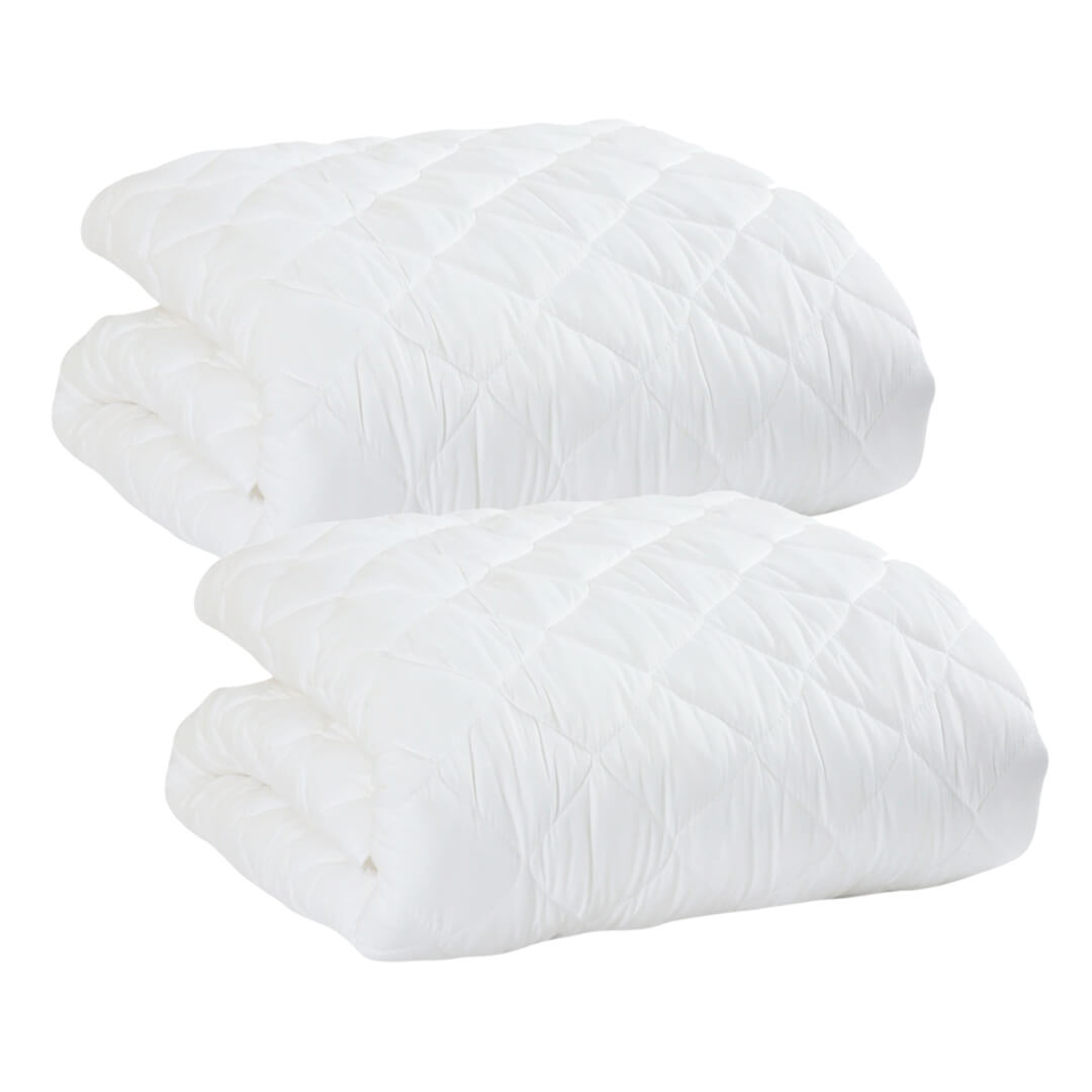 Set 2 Pilote Matlasate Alcam 200x220 cm si 4 Perne 50x70 cm Albe
